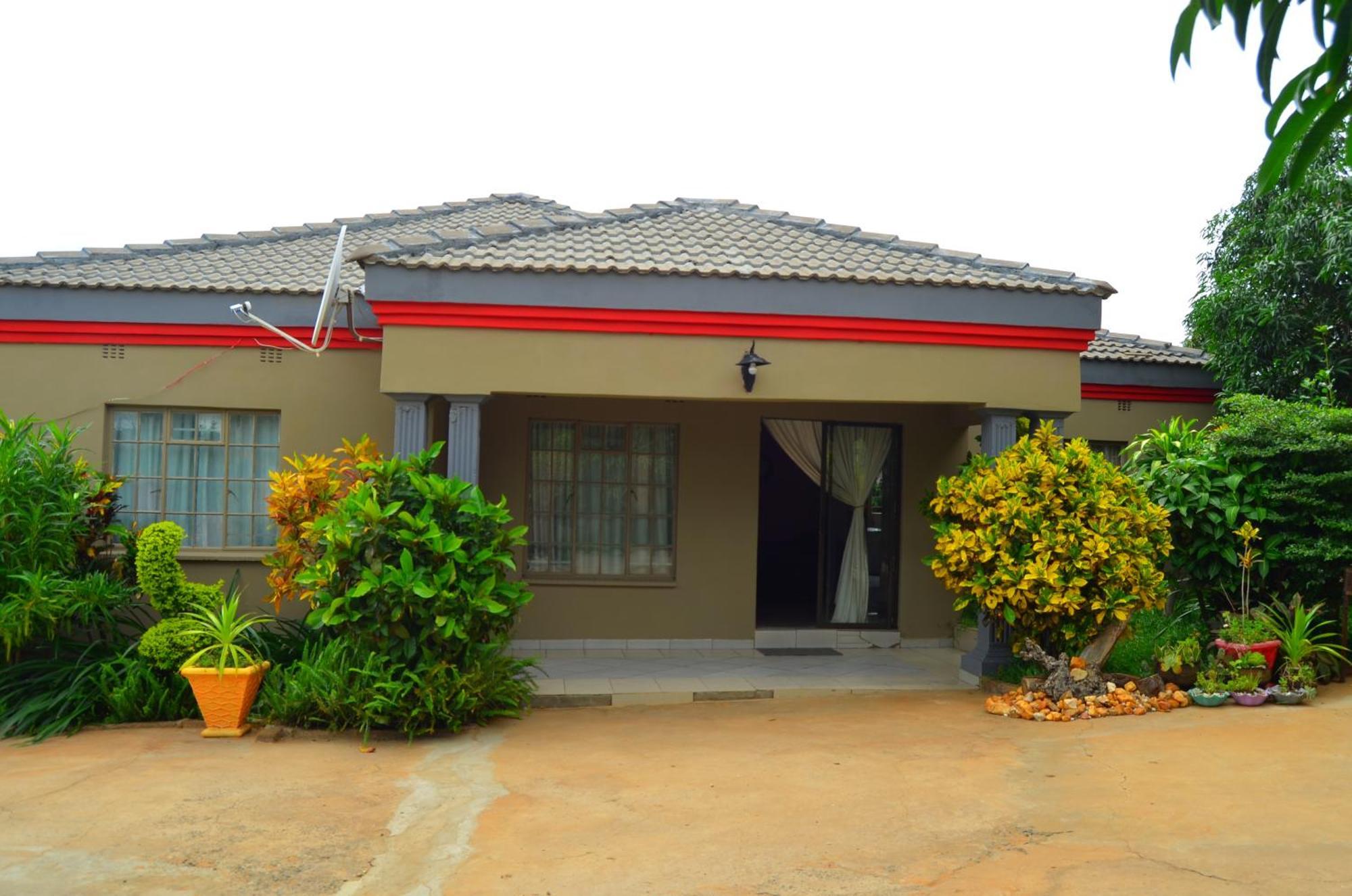 Chobe Kulotu Guest House Kasane Exterior foto